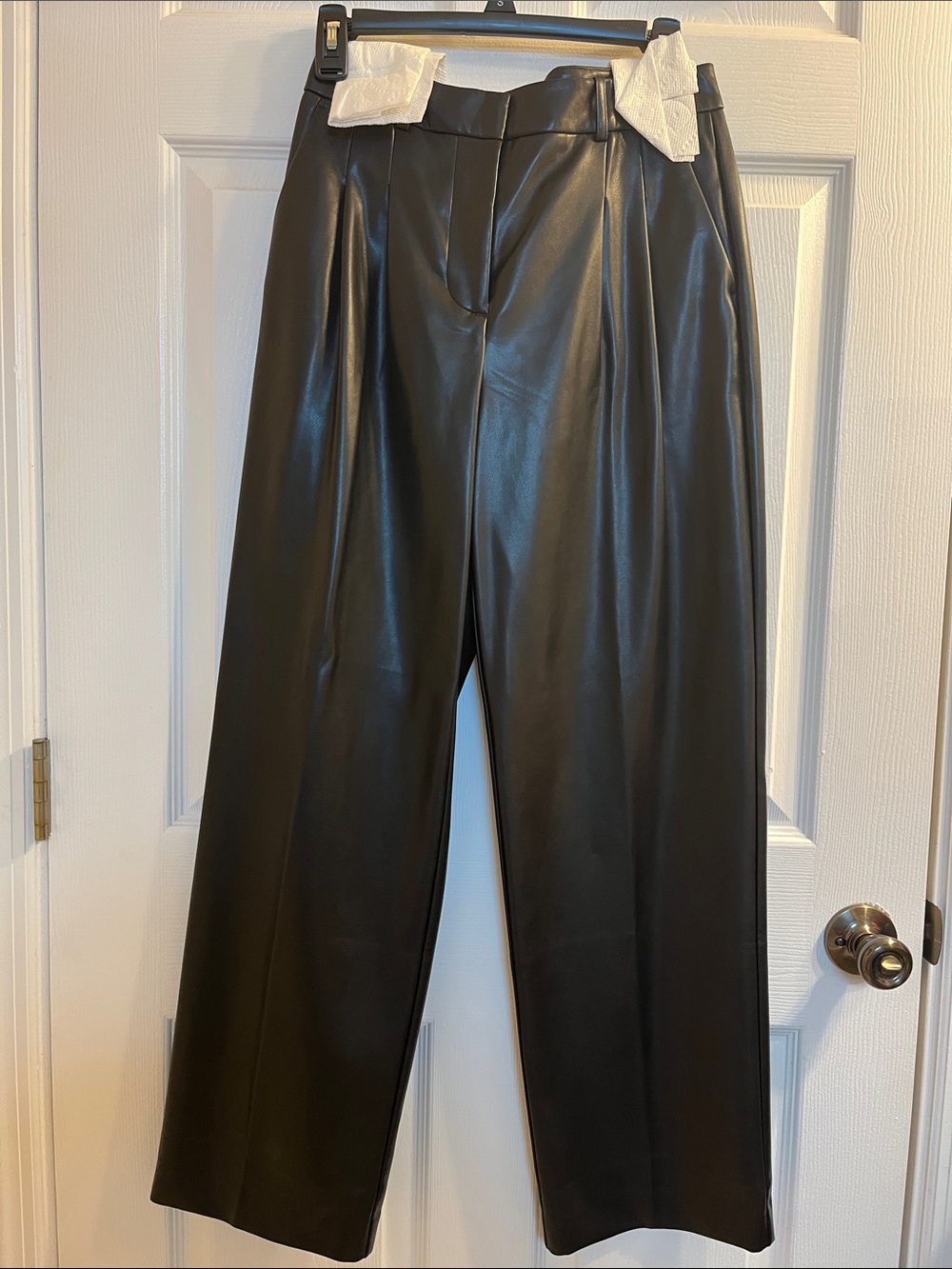 Pleated Faux Leather High Waisted Pockets Black Pants Worthington Women’s Size 2